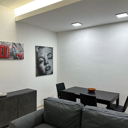 Modern Cenisio Apartment - Self Check-In & Parking Milano Eksteriør bilde