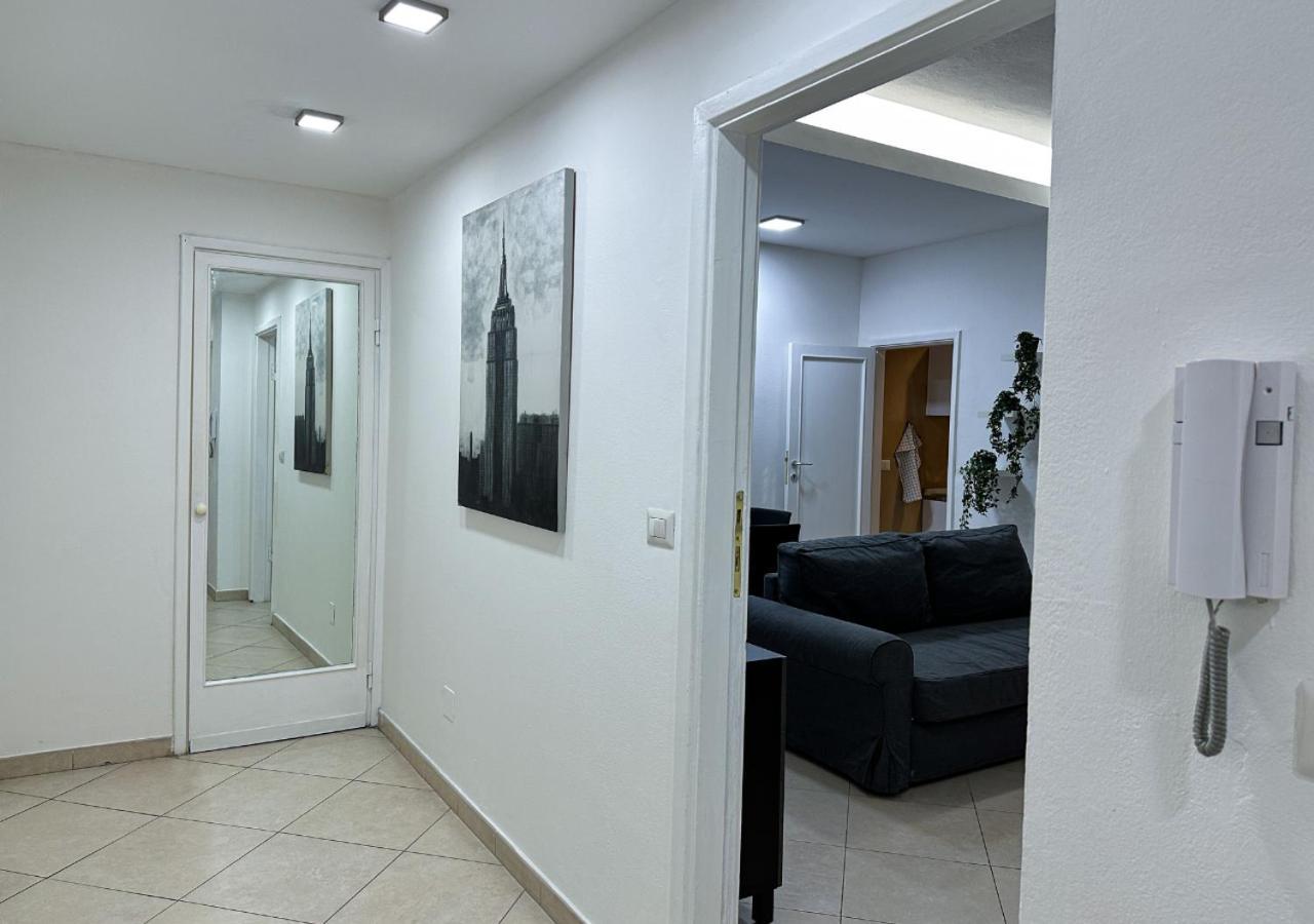 Modern Cenisio Apartment - Self Check-In & Parking Milano Eksteriør bilde